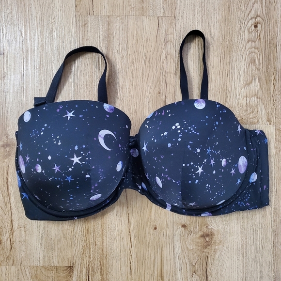 Torrid curve SKU327 - Picture 1 of 4